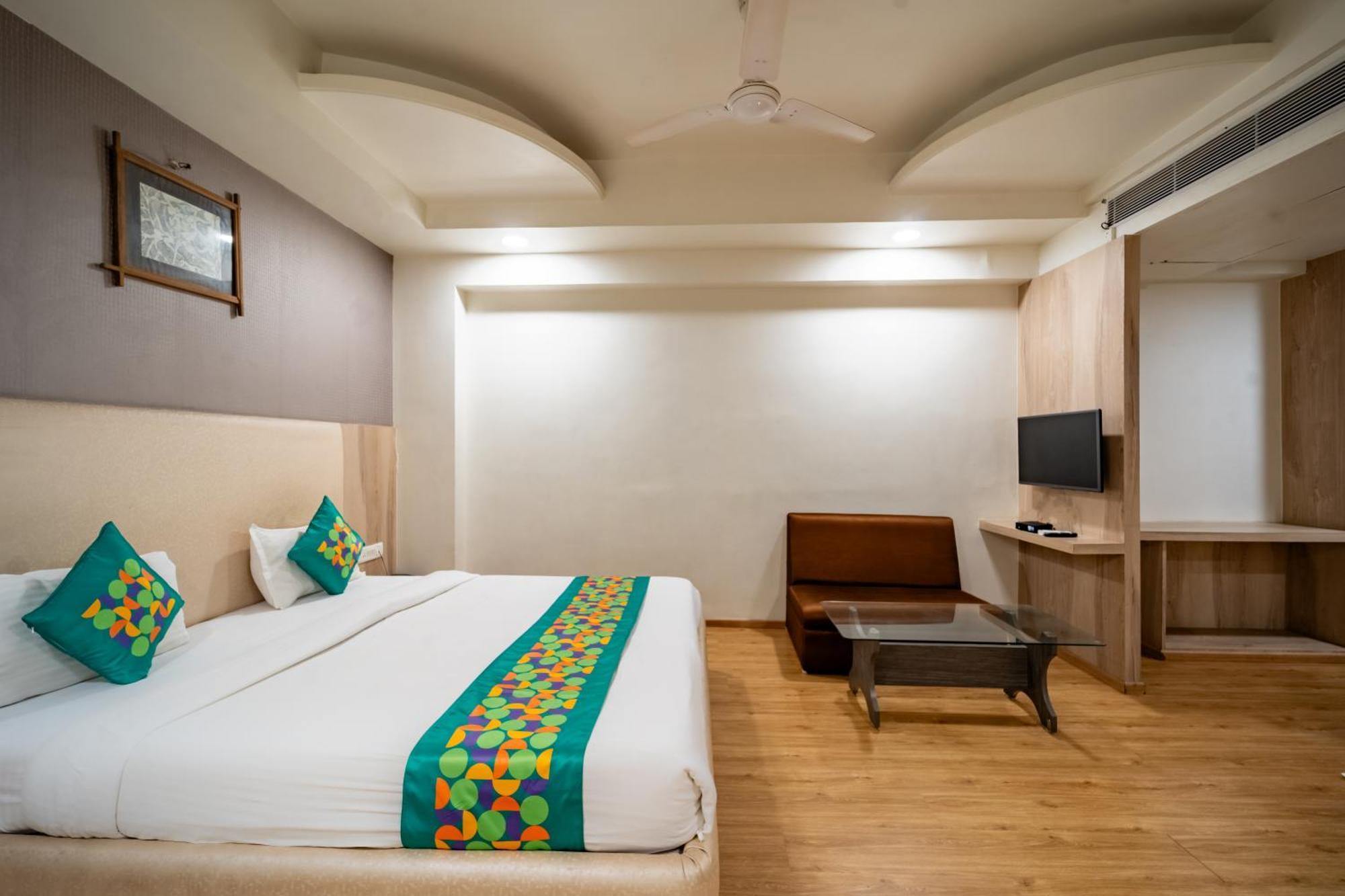Treebo Kamal Regency Hotel Bhopal Eksteriør billede